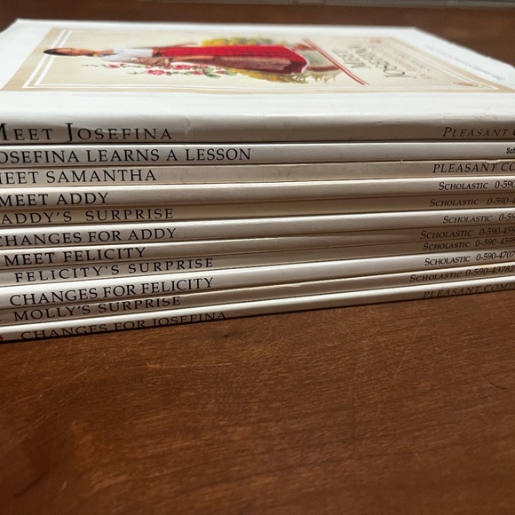 American Girl Doll Vintage 12  Book Bundle with First Edition - Picture 15 of 15
